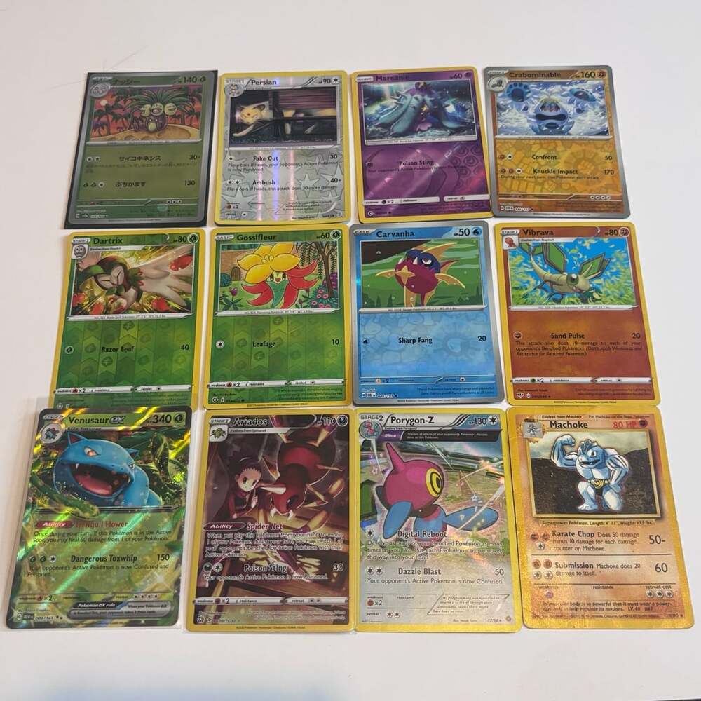 Pokemon TCG Assorted Lot of 12 Holo and Common Cards including Venusaur ex